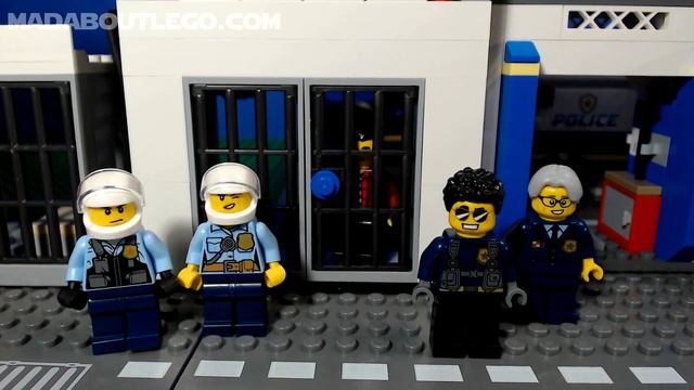 Lego City Police Highway Arrest 60242. смотреть онлайн