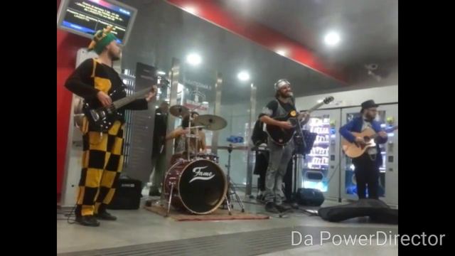 Turi e le Bonanime in Metrobusk смотреть онлайн