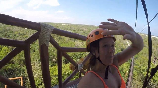 Trading VAN LIFE for Resort Life // A Mexico TRAVEL VLOG смотреть онлайн