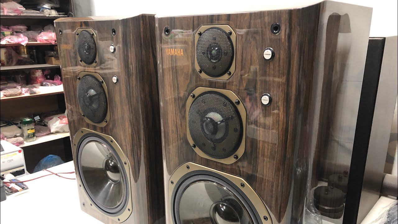 Yamaha NS-2000 , внешний вид и прослушка смотреть онлайн