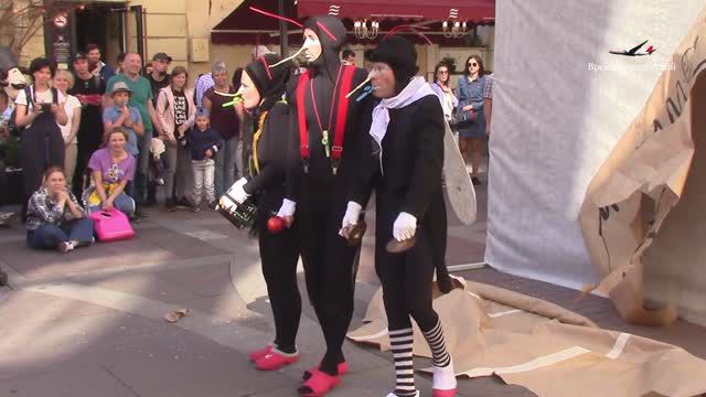 Пантомима Комары / Санкт-Петербург / Уличные развлечения смотреть онлайн