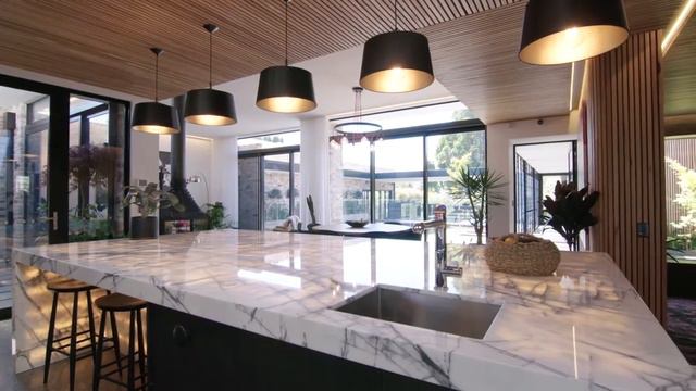 AWS Designer Notes - Bundaroo Street House - Tziallas O' Meara Architecture studio смотреть онлайн