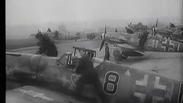 Bf109G flown by Pilot Offz Gunther Sahl, 8/JG 54, Luneburg, Germany 1944 смотреть онлайн