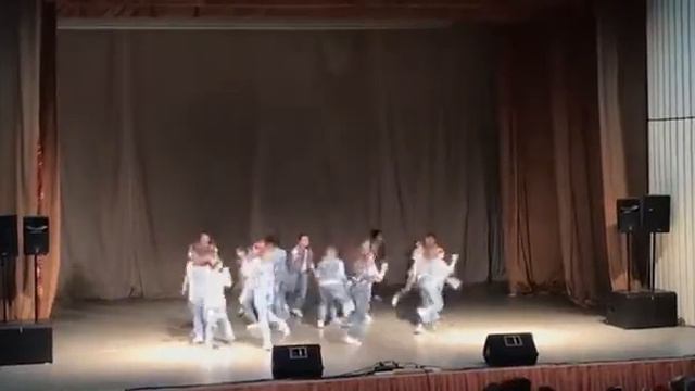Гастролеры « Аленький цветочек» смотреть онлайн