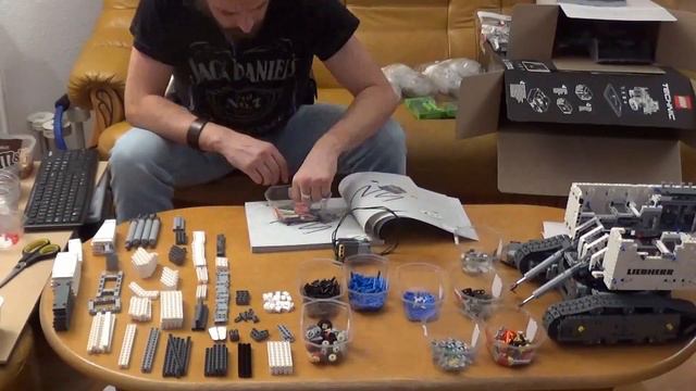 LEGO Speedbuild 42100 - Liebherr R9800