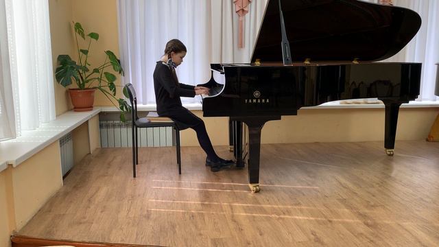 Рахматуллина Юлия, 9 лет. С. Рахманинов Пьеса-фантазия. смотреть онлайн