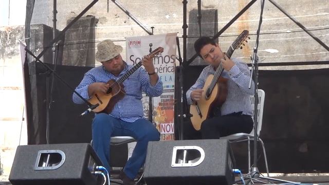 Jose Luis Lara y Gustavo Colina interpretan "Natalia" de Antonio Lauro смотреть онлайн