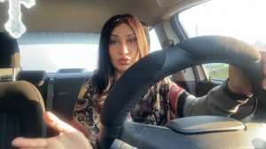 Снова гость к моей соседке. Как молоды мы были.