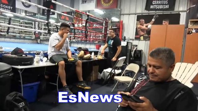 Erik De Leon Sparred Lomachenko For 5 Weeks Also Sparred Mikey Garcia - who has more power смотреть онлайн
