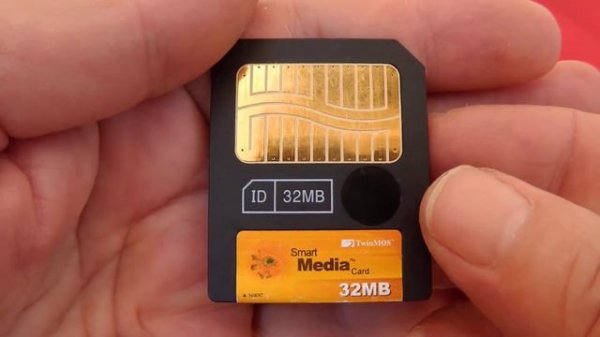SmartMedia карта 32MB