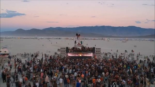 Fluffy Cloud - Burning Man 2023 2022 Zamna - Ramy Mishriky