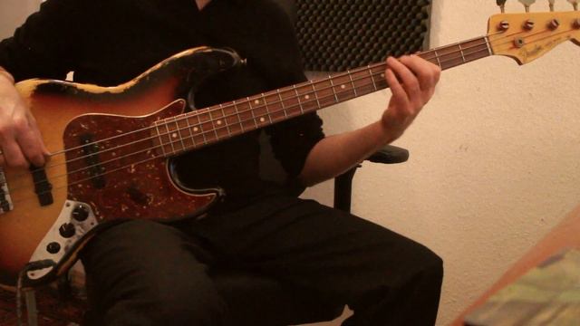 "Far from Over" by Frank Stallone - Bass Cover by Carlos (Fender J-Bass 1964 CS) смотреть онлайн