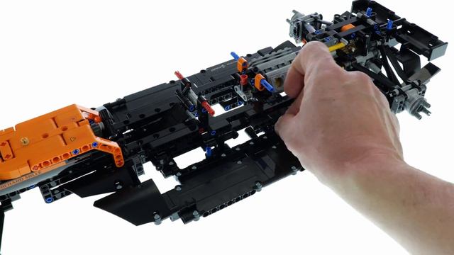 LEGO Speed Build LEGO Technic 42141 McLaren Formula 1 Race Car смотреть онлайн
