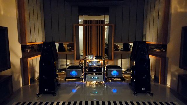 Famous Blue Raincoat Jennifer Warnes