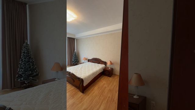 Просторная квартира в центре Красной поляны #квартирыкраснойполяне #innmax смотреть онлайн