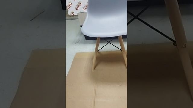 Стул кухонный пластик, цена 1899 р