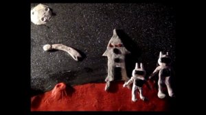 Пластилиновый мультик о космонавтах и монстрах сняли семейские дети.