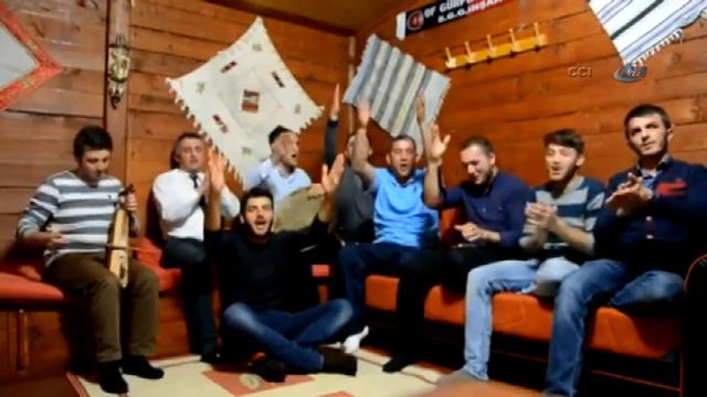 Oflu Gençlerden Süleyman Soylu'ya "Selam Söyle Reis'e" Şarkısı смотреть онлайн