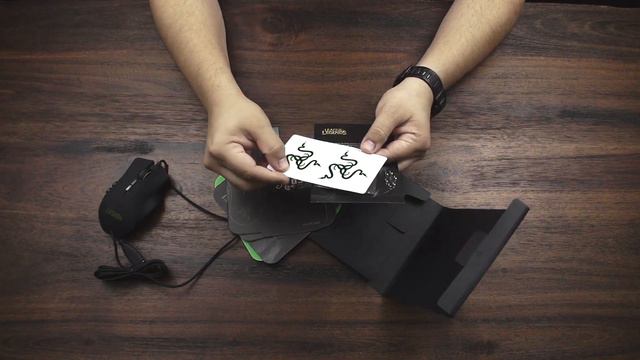 UNBOXING: League of Legends Collector's Edition Razer Naga Hex смотреть онлайн