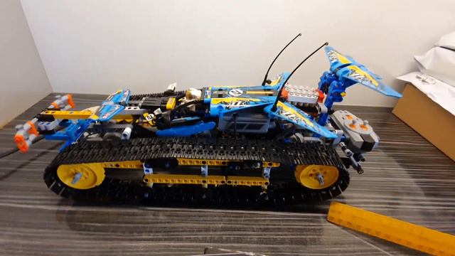 LEGO TECHNIC 42095 смотреть онлайн