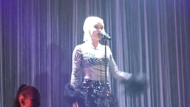 Zara Larsson - All The Time, Melkweg 26-06-2019 смотреть онлайн