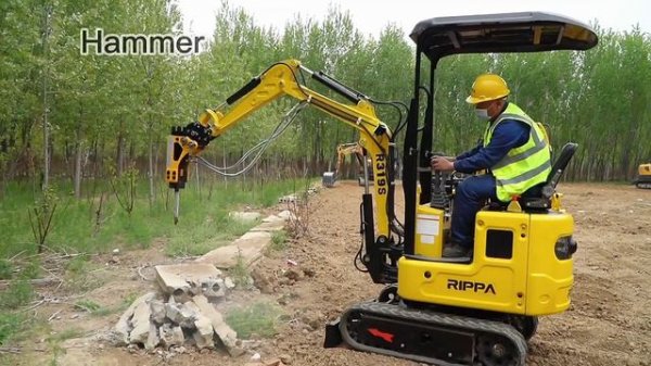 Мини-экскаватор