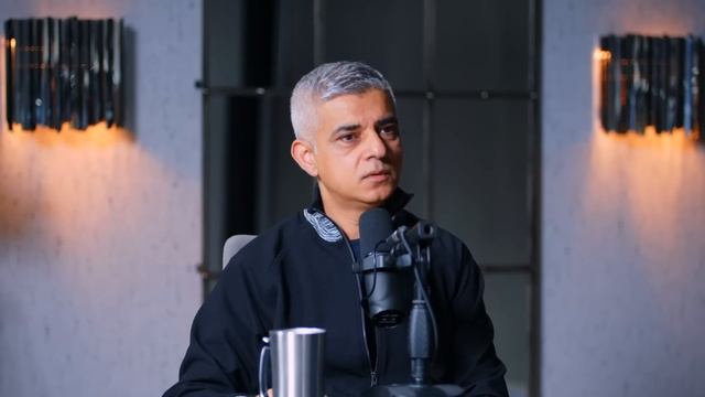 Sadiq Khan: The Dark Side Of The Police. How Safe Are We REALLY? | E216 смотреть онлайн