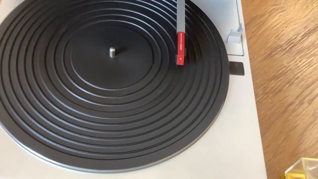 Sansui P-M70 проигрыватель пластинок смотреть онлайн