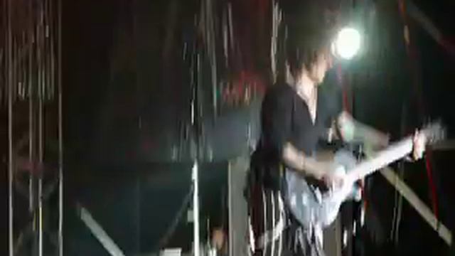Guns N' Roses - Richard Fortus Solo - Colombia Marzo 30, 2010 смотреть онлайн