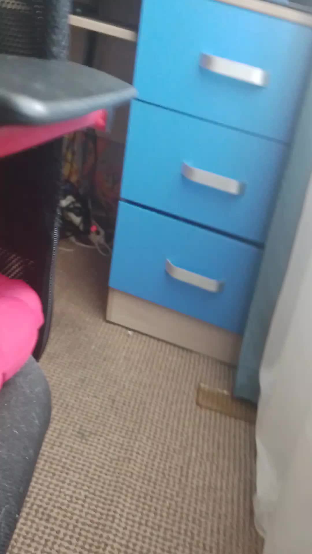 стрим одиночка смотреть онлайн