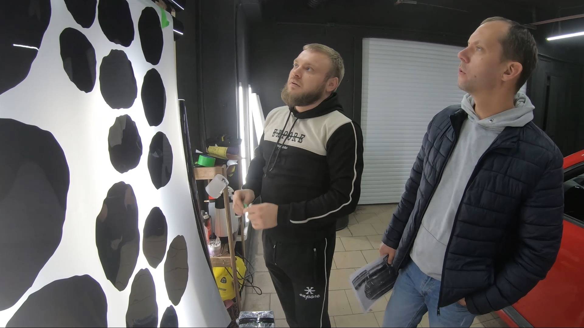 Volkswagen Beetle преображение. Салон, подсветка, шумоизоляция, музыка, автозвук. смотреть онлайн