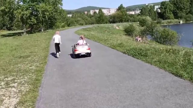 School in Russia, Russian walk / Школа в России, Русская прогулка смотреть онлайн