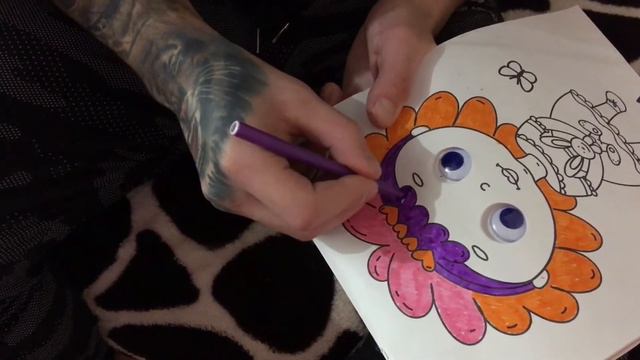 ЧЕЛЛЕНДЖ 7 ФЛОМАСТЕРОВ,В ПЕРВЫЕ ПАПА СО МНОЙ НА ВИДЕО.7 MARKER/НОВИНКА CHALLENGE с KATRIN смотреть онлайн