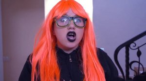 ЧЕГО УЧИЛКА БОИТСЯ ШКОЛЬНИКОВ-ПОДРОСТКОВ? ДАША С ДРУЗЬЯМИ НЕ ХОТЯТ УЧИТЬСЯ!!!