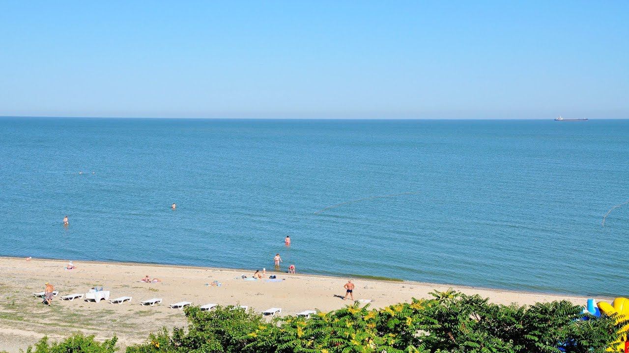 Ейск: пляж Каменка 01 сентября 2018г. смотреть онлайн