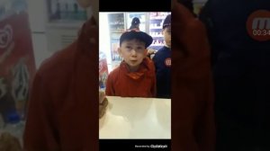 вор в магазине