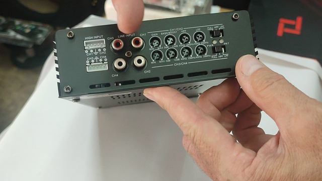 компактный усилитель 4 канала MAGNUM MR 4.80 обзор смотреть онлайн