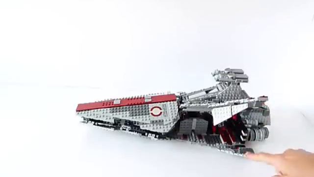 Lego 8039 Venator Playability