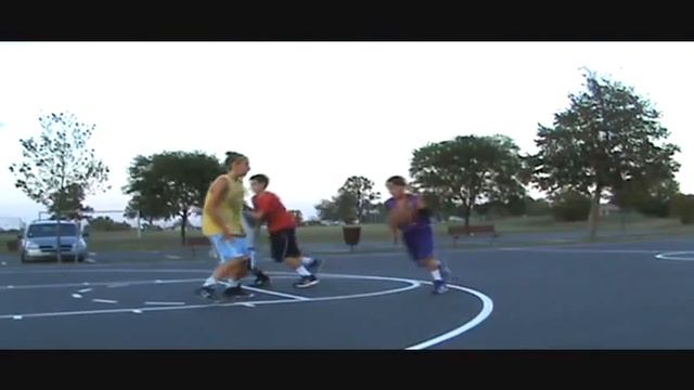 AMAZING basketball moves!!! 9/6/10 ***LOOK*** смотреть онлайн