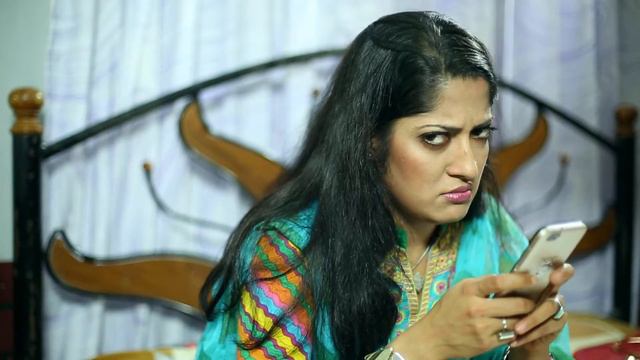 Bangla funy natok Bipod.com by Siddukur Rahman, Humayra Himu, Pran ray смотреть онлайн