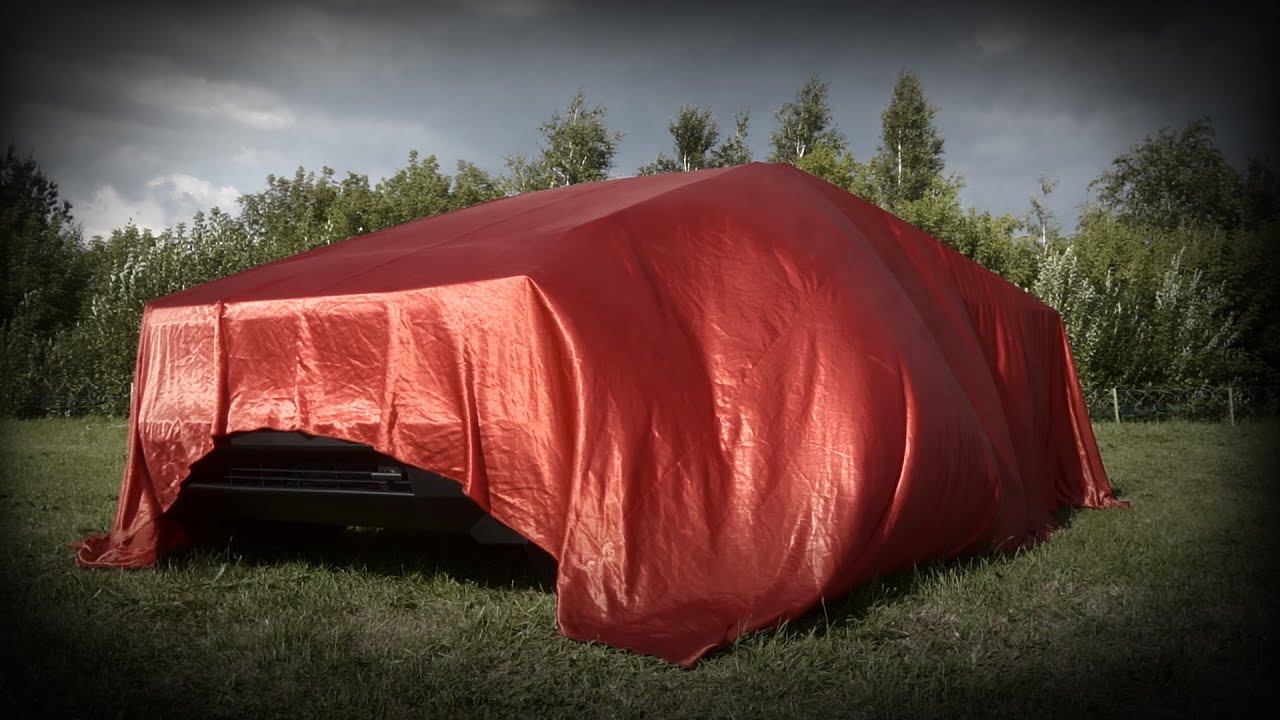 Tesla Cyber Truck заметили на улицах Питера. смотреть онлайн