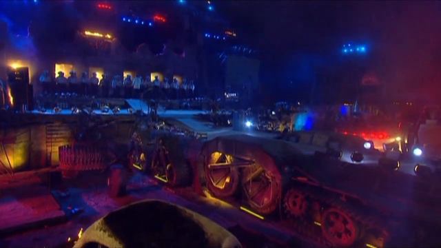 "Stalingrad" Accept (UDO) и Черноморский Ансамбль. 2013 г. Фрагмент Байк-шоу. смотреть онлайн