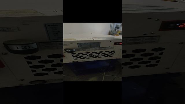Ремонт чиллера лазерного станка Hanli SCH1500 Ошибки E05, E11 Замена помпы, замена контроллера. смотреть онлайн