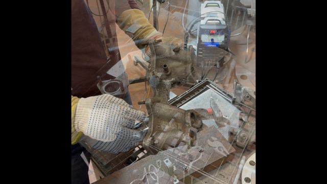 29-09-2024 С двумя карбюраторами ВАЗ 2106 смотреть онлайн