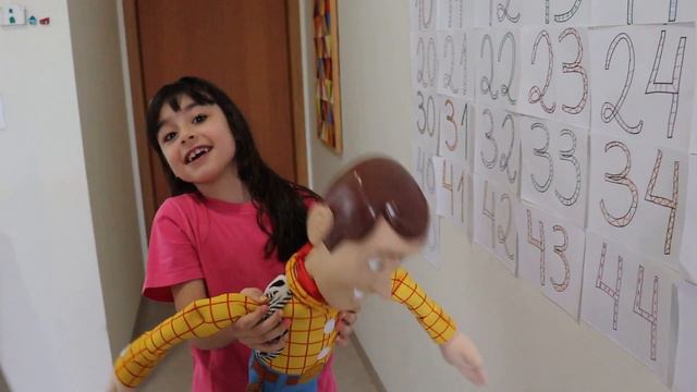 Aprendendo Os Números Com A Boneca Cry Babies | Learning Numbers | Aprender Números