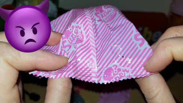 Мультяшный КОТ НАПУГАЛ Гренни в 3 ЧАСА НОЧИ! Картун Кэт ПОЁТ ПЕСНЮ для КУКЛЫ ЛОЛ в Реальной Жизни! смотреть онлайн