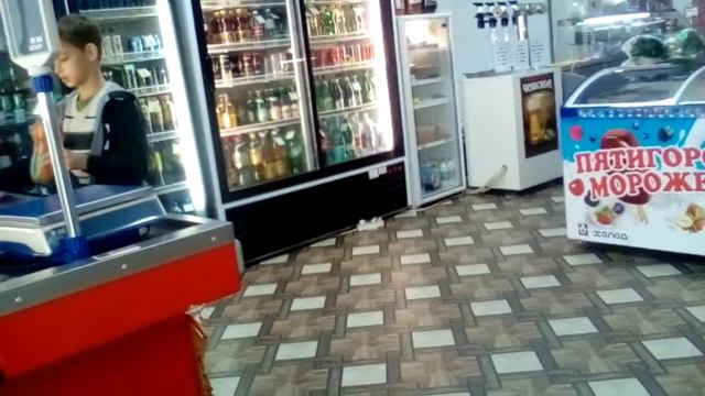 Что купит школьник школьник за 100 рублей смотреть онлайн