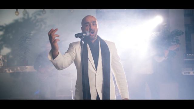 EL MAESTRO - Con Te Partiro смотреть онлайн