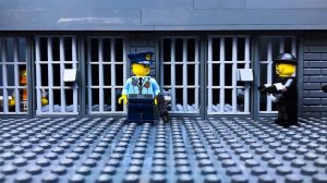 LEGO Police Chase & Prison Break | LEGO City Police Stories | All series
