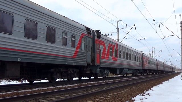 Электровоз ЭП2К-363 с пассажирским поездом №67 "Абакан - Москва" смотреть онлайн